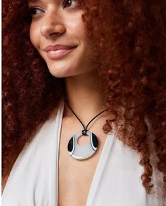 Urban Outfitters Silence + Noise Marble Circle Cord Choker, New - Picture 1 of 8