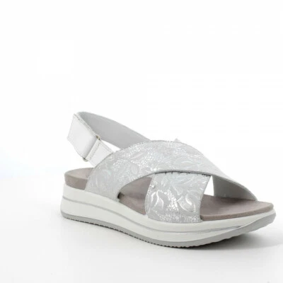 Sandali Igi&co 1675255 pelle argento zeppa 4,5 cm Made in Italy €64,99 - 20% - Immagine 1 di 3