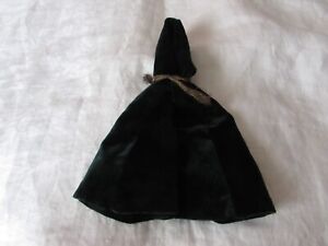 Vintage Christmas green velvet fits BARBIE doll CAPE outerwear clothing