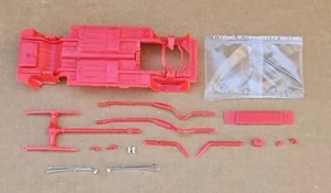 AMT 1/25 1971 FORD MUSTANG MACH 1 CHASSIS AND RELATED PARTS JAMES BOND 007 - Picture 1 of 3