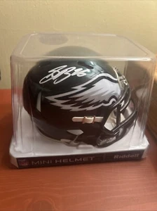 Eagles RB SAQUON BARKLEY Riddell SPEED Mini Helmet AUTO Beckett Authenticated - Picture 1 of 2