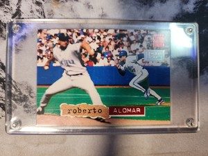 1994 TOPPS STADIUM CLUB ROBERTO ALOMAR FIRST DAY ISSUE CARD #10, Blue Jays