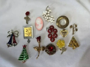 Vintage Estate Lot of 14 Pins Brooches Signed Roses Cameo Floral - Picture 1 of 22