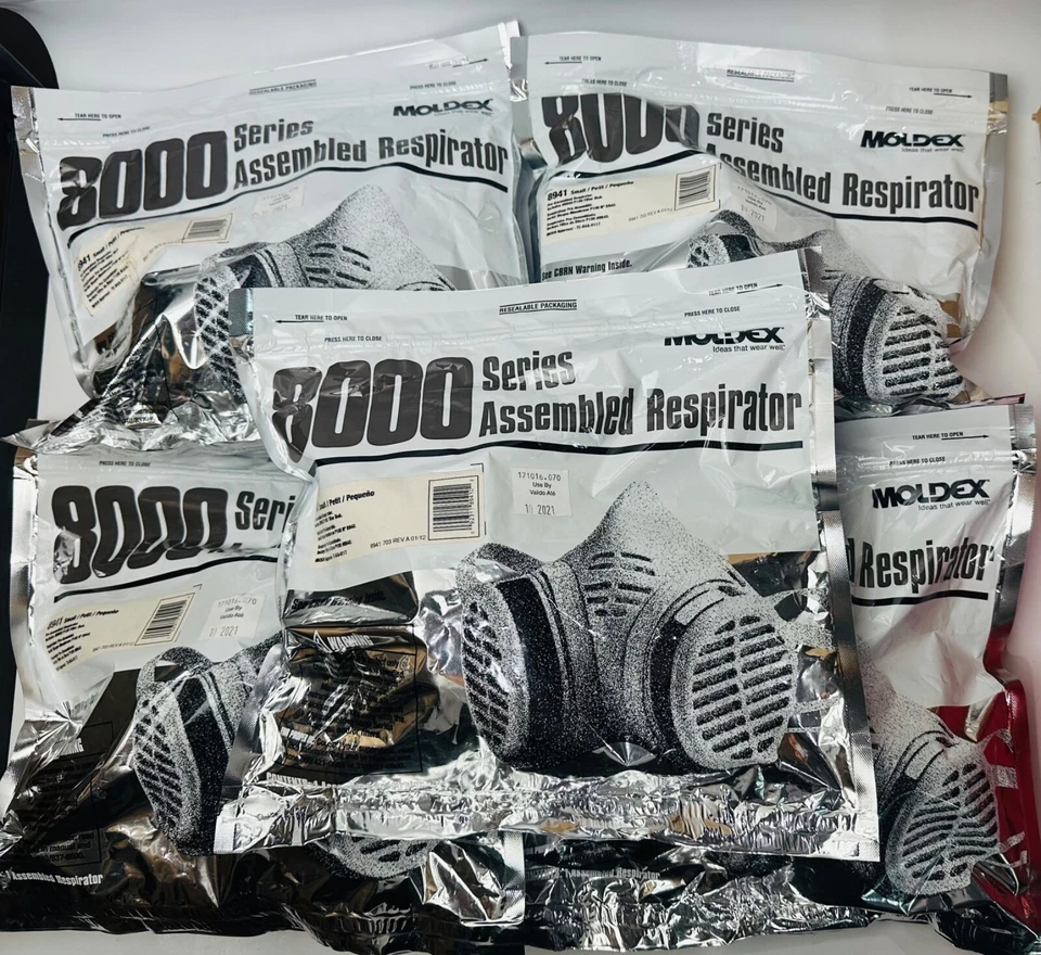 5 Mask Kits Moldex 8941 Moldex  8000 Series Half Mask Respirator Kit Size Small - Image 1 of 4