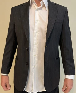 Jos A. Bank Traveler Men's Gray Pin Stripe Wool Sport Coat Blazer 39 Regular - Picture 1 of 4