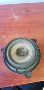 Nissan Micra K12 rear right door speaker 7606500079 - Picture 1 of 3