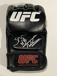Stephen Thompson Signed Autographed UFC Glove Beckett BAS COA b