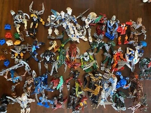 LEGO Bionicles Bulk Lot 37 Figures And 30 Books Collection - Picture 1 of 13