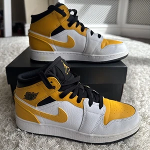 Nike Air Jordan 1 MID University Gold Größe 4,5 - Bild 1 von 13