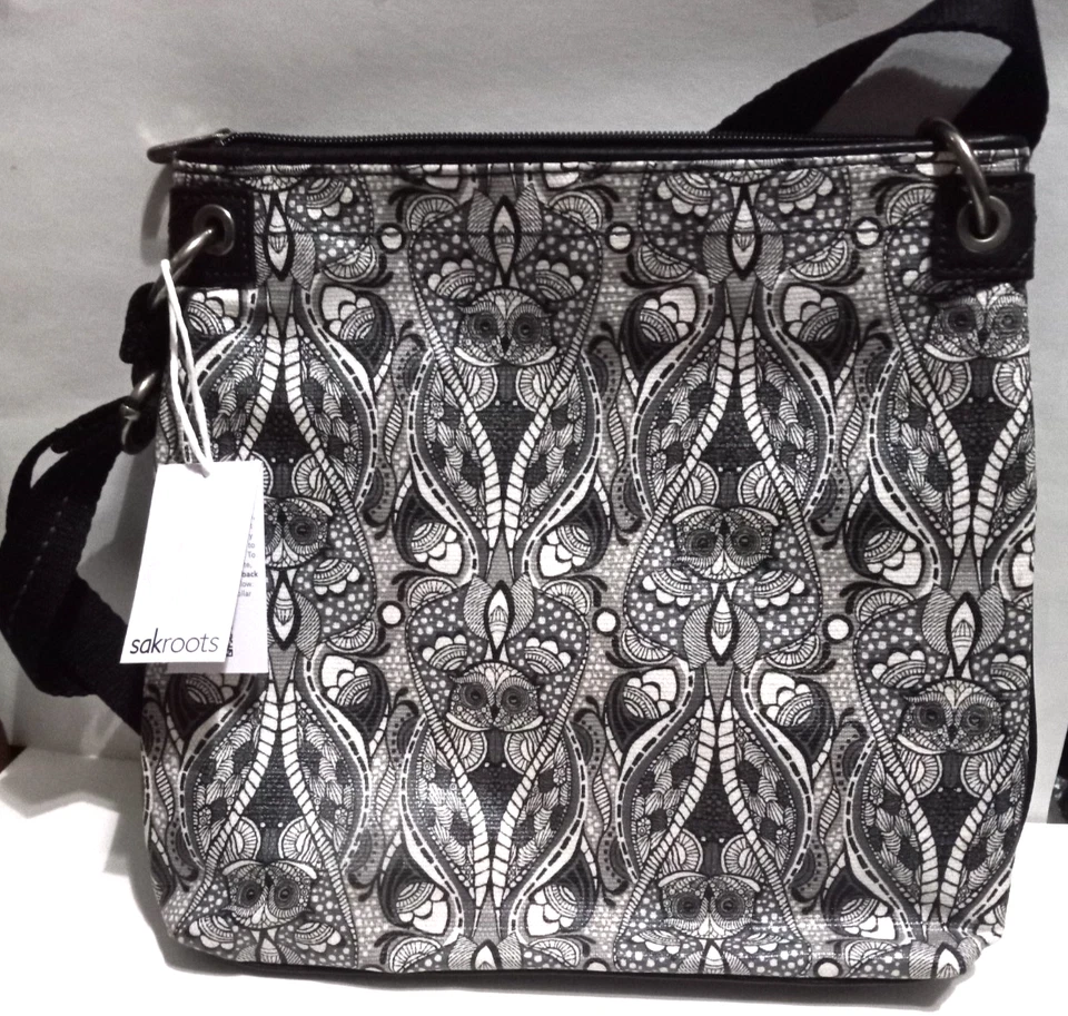 Sakroots Purse Artist Circle Flat Crossbody Black White Soulful Owl Bag