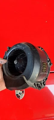 Porsche 924/944 heater blower fan motor bosch 321820021 / 0130062801 used - Image 1 of 4