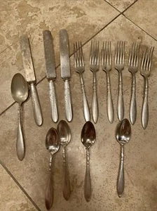 QUEEN ANN aka ST MORTIZ 1847 Rogers Bros Silverplate 14 Pieces 1910 - Picture 1 of 8