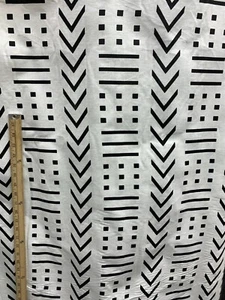 WHITE BLACK African Wax Print Fabric 100% Cotton (45 in.) Sold By The Yard - Bild 1 von 1