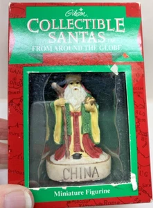 Gibson Coleccionable Papá Noel De Todo el Mundo - Estatuilla Miniatura China - Imagen 1 de 6