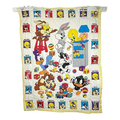 Manta de bebé hecha a mano y acolchada a mano Looney Tunes "Baby Buggs Bunny & Friends" Foto 1 de 4