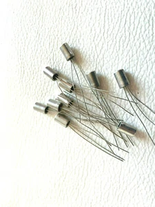 10 piezas | Transistor de germanio SK3004 sin marcar PNP equivalente: NTE102A ECG102A - Imagen 1 de 1