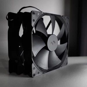 Pack of 2x Fractal Design Dynamic X2 GP-18 PWM 1200 RPM 180mm Case Fan - Bild 1 von 3