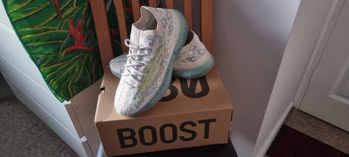 Adidas Yeezy Boost 380 blu alieno UK 12 US 12 5 nuovissima con etichette e scatola ✅