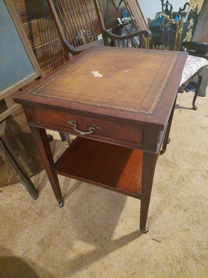 Императорский антикварный стол - Изображение 1 из 4