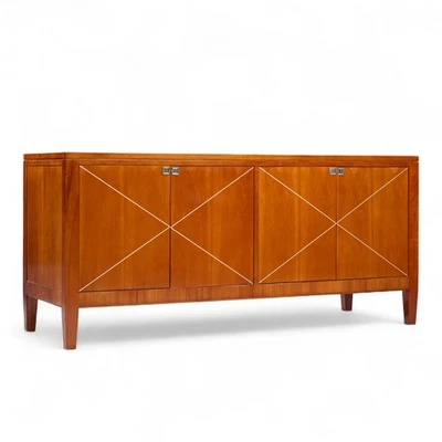 Kindel Furniture Cherry Credenza Foto 1 de 4