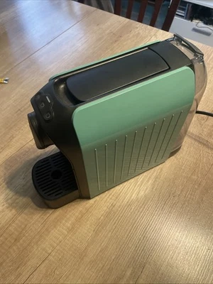 Tchibo Cafissimo PURE 1 Tasse Kapselmaschine - Grün Type:370635 - Bild 1 von 4