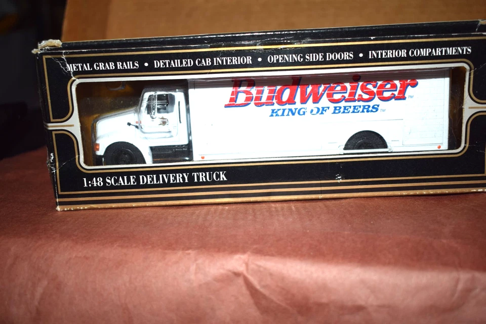 Estate K-Line 1:48 Scale Budweiser King of Beers Semi Truck 1996 NIB Great Gift - Image 1 of 1