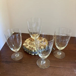 Dawn Clear (stelo 17624) di Tiffin-Franciscan Set di 4 bicchieri da tè ghiaccio - Foto 1 di 9