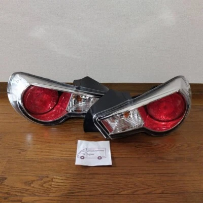 Juego de luces traseras LED JDM OEM usado Toyota 86 GT86 SCION FR-S FRS Foto 1 de 4