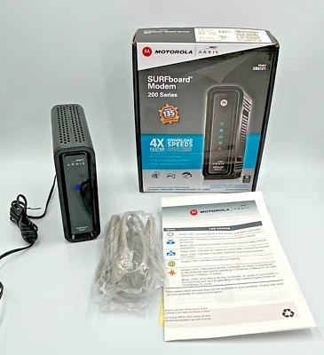 Cable módem Motorola/Arris Surfboard SB6121 serie 200 con cables de alimentación y conexión Foto 1 de 4