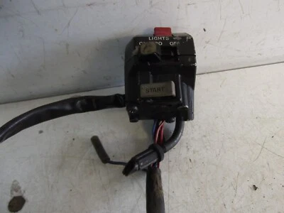 INTERRUPTOR DERECHO YAMAHA FZR1000 Foto 1 de 4