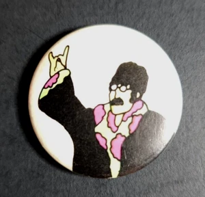THE BEATLES JOHN LENNON YELLOW SUBMARINE 1 1/4-INCH RETRO PIN BUTTON 1980S  *EXC - Picture 1 of 2