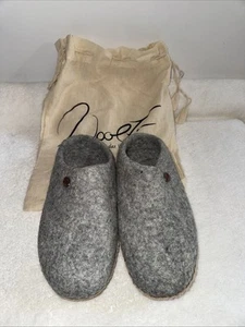 New Women's WoolFit Gray Hand Felted Wool Slip-on Slippers size 7.5 - EU 38 - Foto 1 di 8