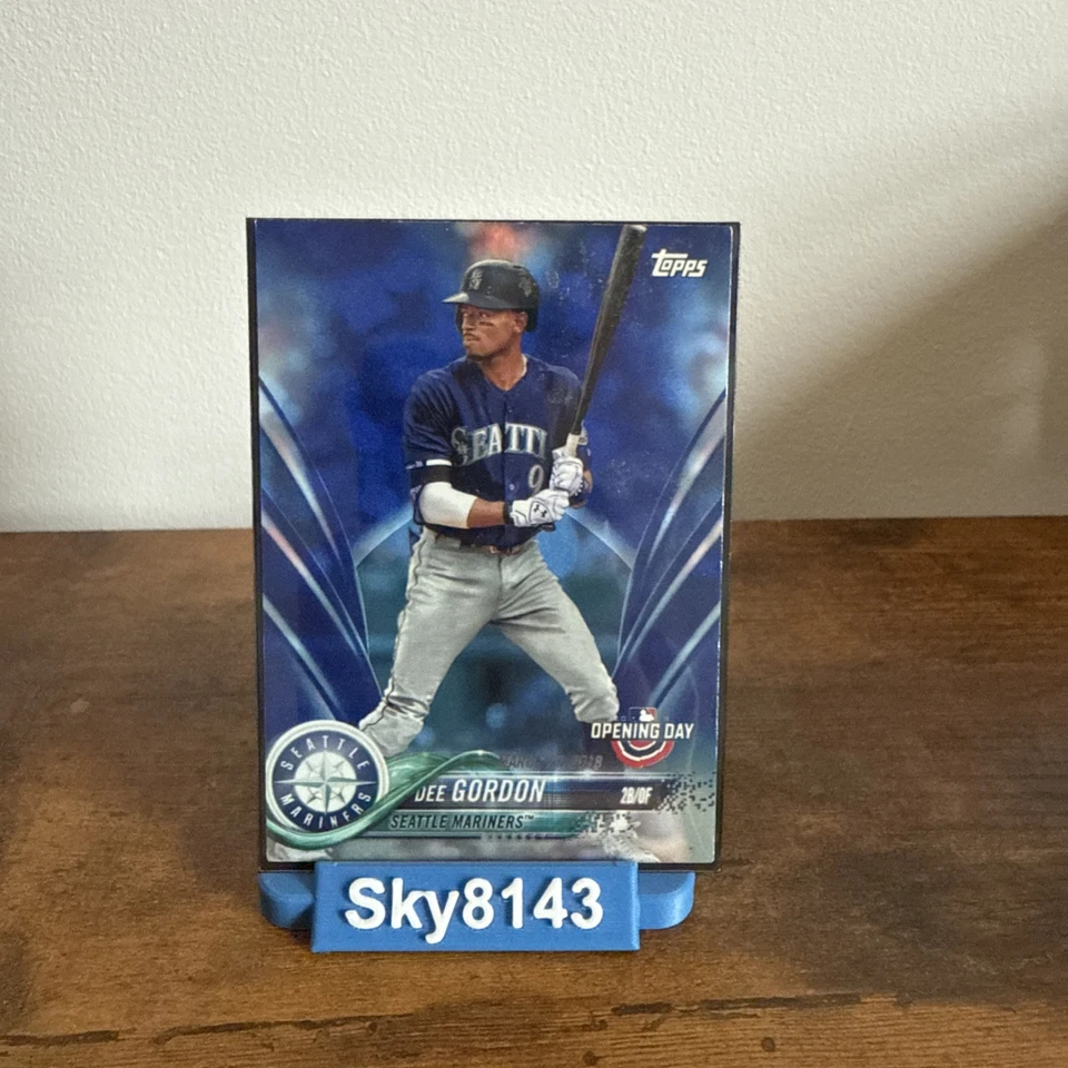 2018 Topps Opening Day - Dee Gordon #170 Rainbow Blue Foil - Image 1 of 1