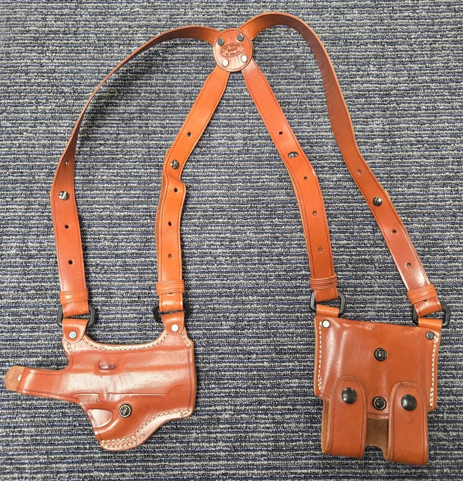 El Paso Saddlery #200 Shoulder System – Complete Rig - Colt 1911 3" R/H - Image 1 of 4