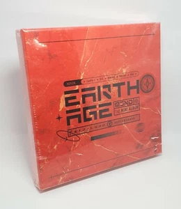 MCND 1st Mini Album [EARTH AGE] KEPLER Ver CD+Photobook+2p Card+Bookmark+Sticker - Imagen 1 de 6