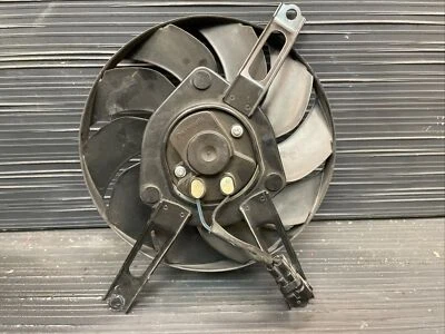 2015 Honda CBR1000RR Ensamblaje de ventilador de enfriamiento derecho, ventilador de radiador #819234 Foto 1 de 3