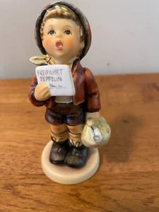 Hummel "A Free Flight" 4-3/4" tall 569 First Issue 1993 Germany - Picture 1 of 20