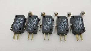 LOT OF 5 HONEYWELL MICROSWITCH V7-1C17D8-207 - Picture 1 of 4