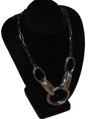 Colar corrente pingente redondo tom prata 20 polegadas Ny & Company - Imagem 1 de 4