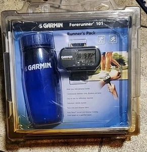 New Garmin Forerunner 101 GPS Runner's Pack Watch Wrist Band & Water Bottle - Picture 1 of 10