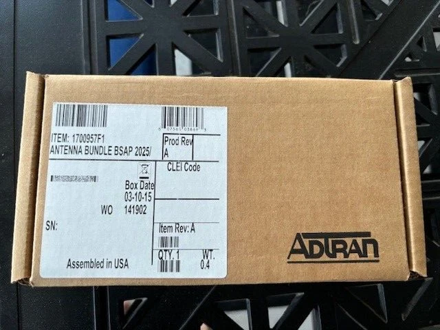 ADTRAN 1700964F1 Antenna 5 dBi Gain for BSAP 2045 - Image 1 of 4