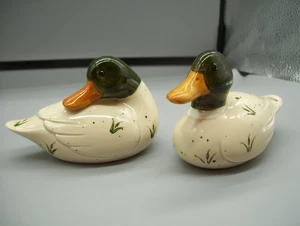 Coctelera de sal y pimienta vintage Otagiri hecha a mano de cerámica pato pájaro Japón - Imagen 1 de 8