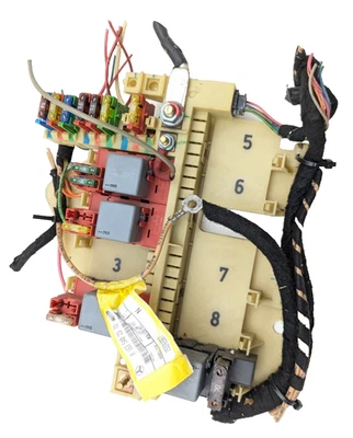 2001 Mercedes ML320 Passenger Foot Well Fuse Relay 1635402372 OEM - Image 1 of 4