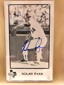Nolan Ryan Texas Rangers Signed B & W Press Photo Card 3x5" Autographed Blue Ink - Picture 1 of 14