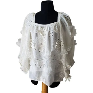 NEW Hunter Bell White 3D Floral Embroidered Lace Applique Blouse XS - Picture 1 of 14