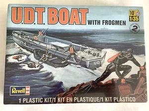 ✅Revell 85-0313 1:35 UDT Boat mit Froschmann versiegelt (EK03-25K2/3/5) - Bild 1 von 6