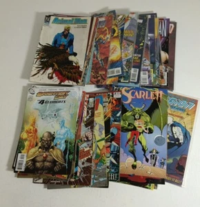 DC Comics Super Heroes Comic Collection Bundle Joblot  - Foto 1 di 24