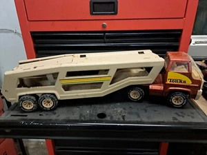 1989 TONKA XR-101.  1/12 SEMI-TRUCK CAB/CAR HAULER W/RAMP USED MADE USA - Picture 1 of 2