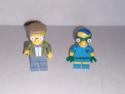 Lego Minifigure Milhouse Van Houten & Waylon Smithers The Simpsons - Image 1 of 4