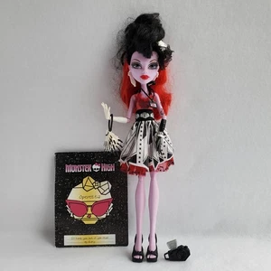 Monster High OPERETTA Frights Camera Action Doll G1 Dress Shoes Purse Diary read - Picture 1 of 14